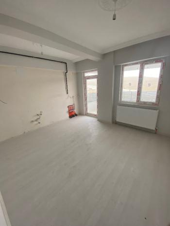 GÜVENAY - ÇORUM KALE  MEVLANA OKULU KARSISI 3+1 SIFIR  SATILIK DAİRE 