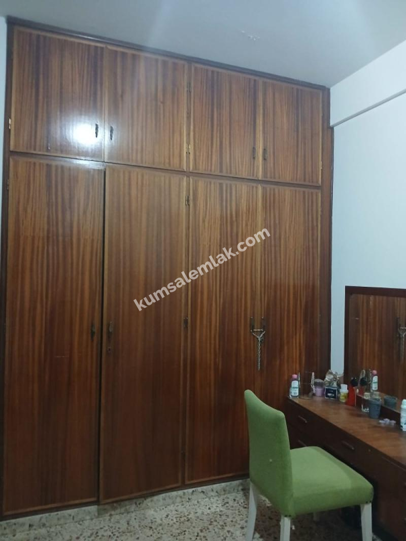 HASPOLAT'DA 3+1 MÜSTAKİL SATILIK EV