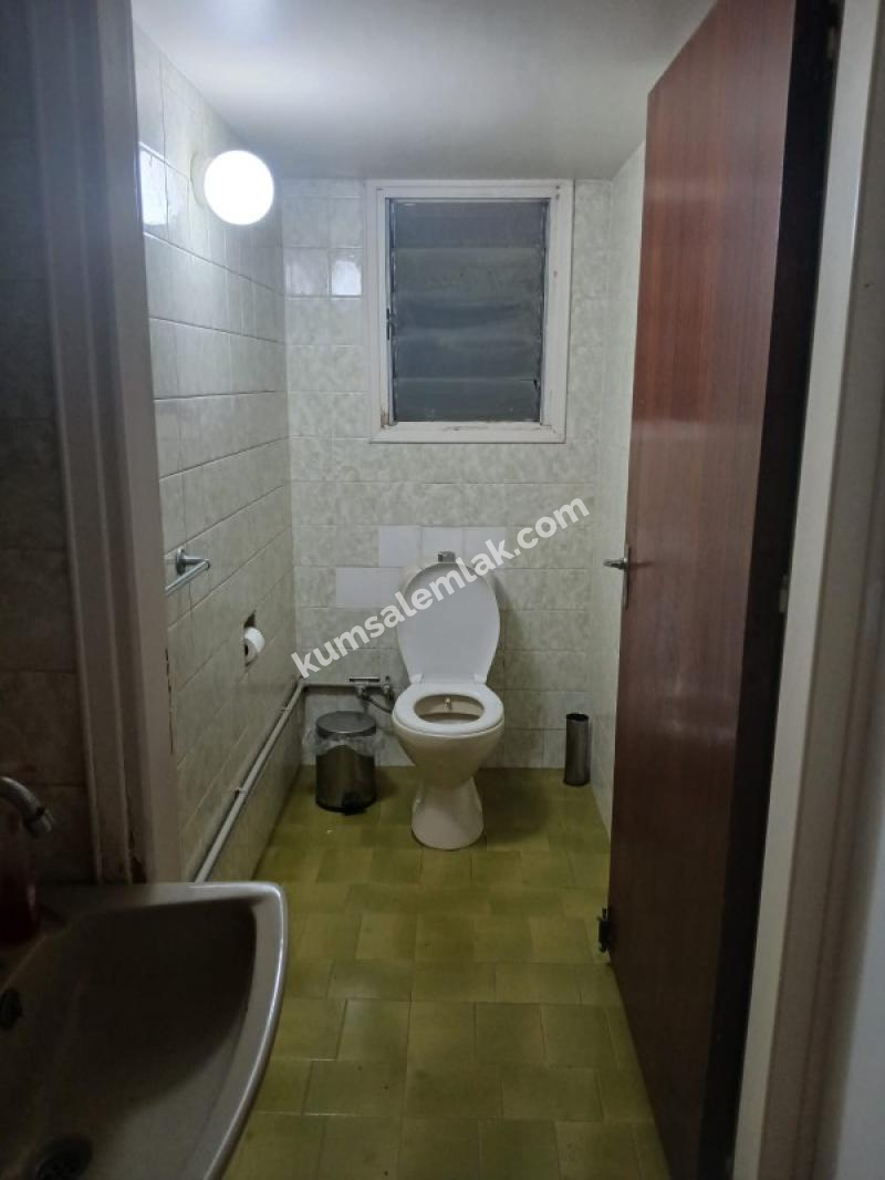 HASPOLAT'DA 3+1 MÜSTAKİL SATILIK EV