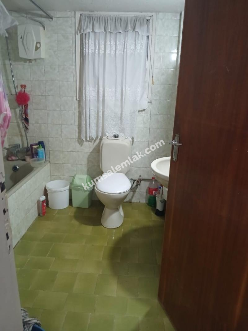 HASPOLAT'DA 3+1 MÜSTAKİL SATILIK EV