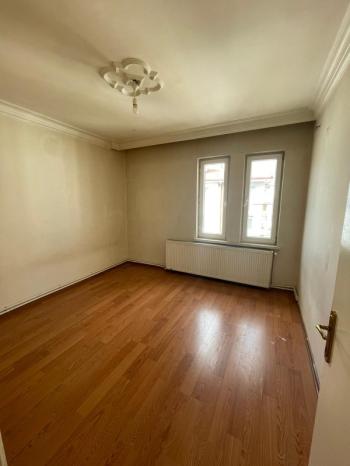 AFYON ÜÇOK EMLAKTAN KANLICA MAH KİRALIK 3+1 TEMİZ BAKIMLI DAİRE