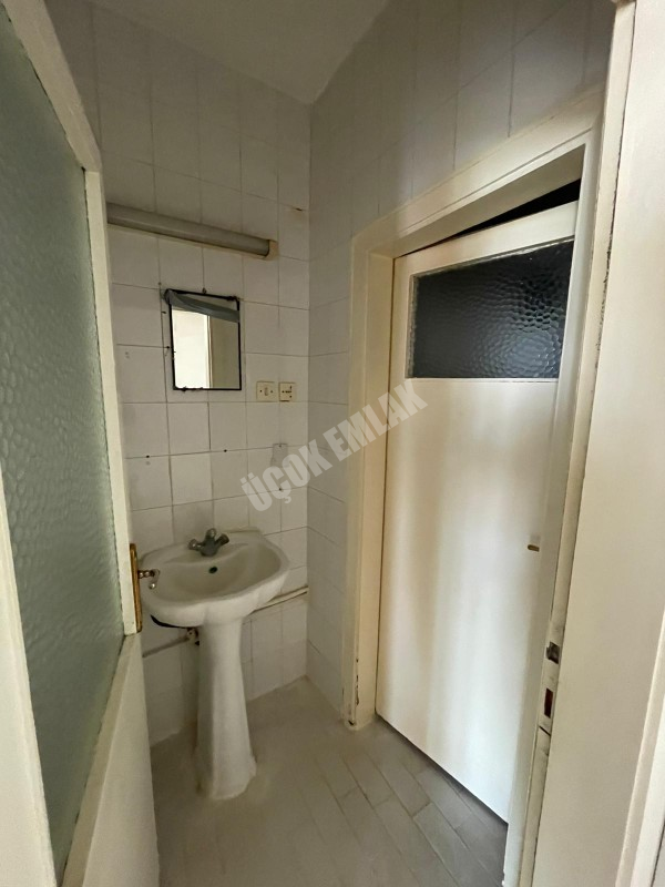 AFYON ÜÇOK EMLAKTAN KANLICA MAH KİRALIK 3+1 TEMİZ BAKIMLI DAİRE