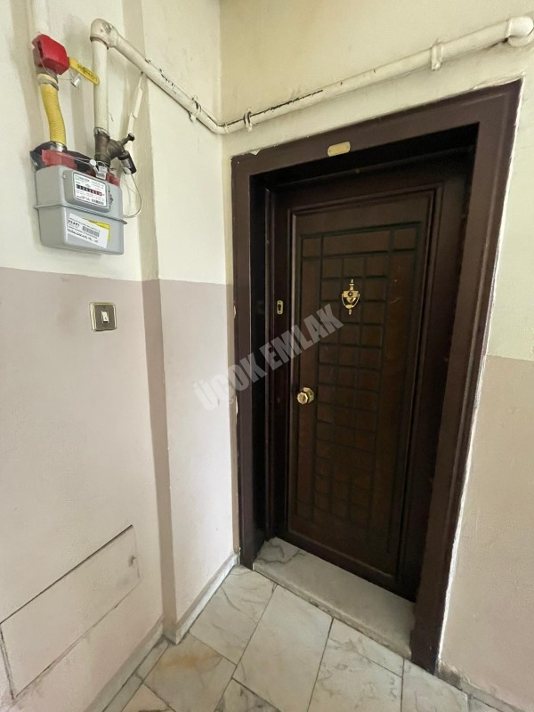 AFYON ÜÇOK EMLAKTAN KANLICA MAH KİRALIK 3+1 TEMİZ BAKIMLI DAİRE