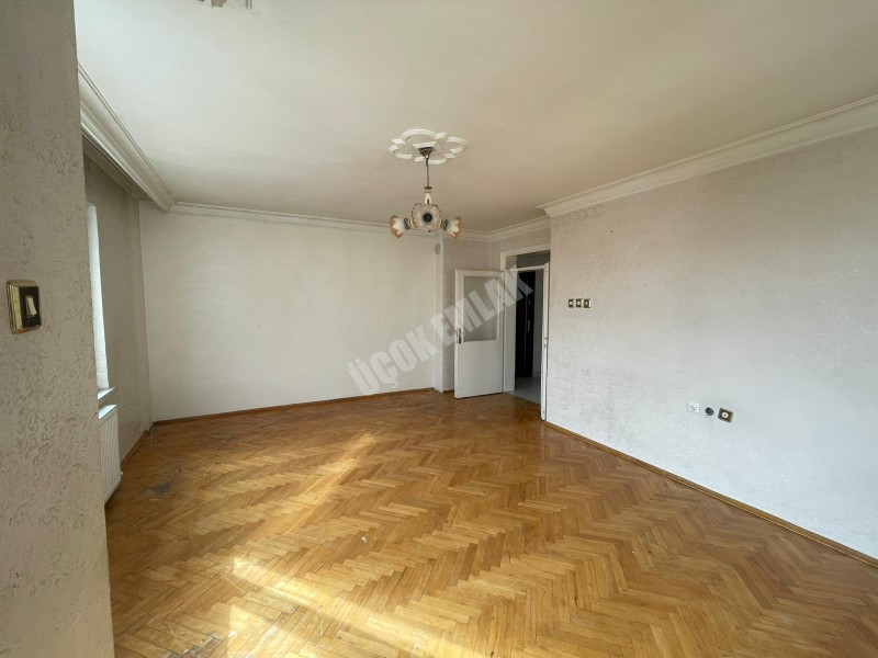 AFYON ÜÇOK EMLAKTAN KANLICA MAH KİRALIK 3+1 TEMİZ BAKIMLI DAİRE