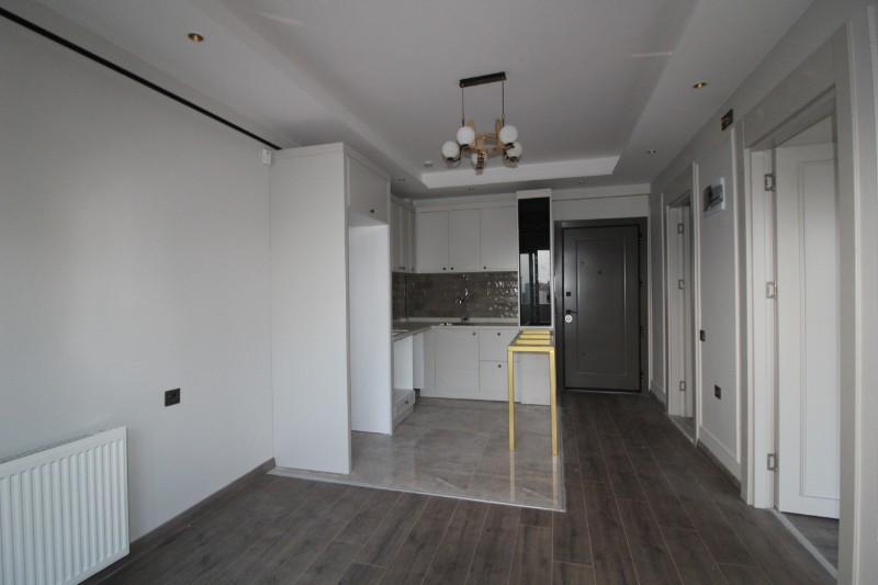 ASLAN'DAN SİTE İÇİ HAVUZLU MERKEZİ KONUM DA LÜX 1+1