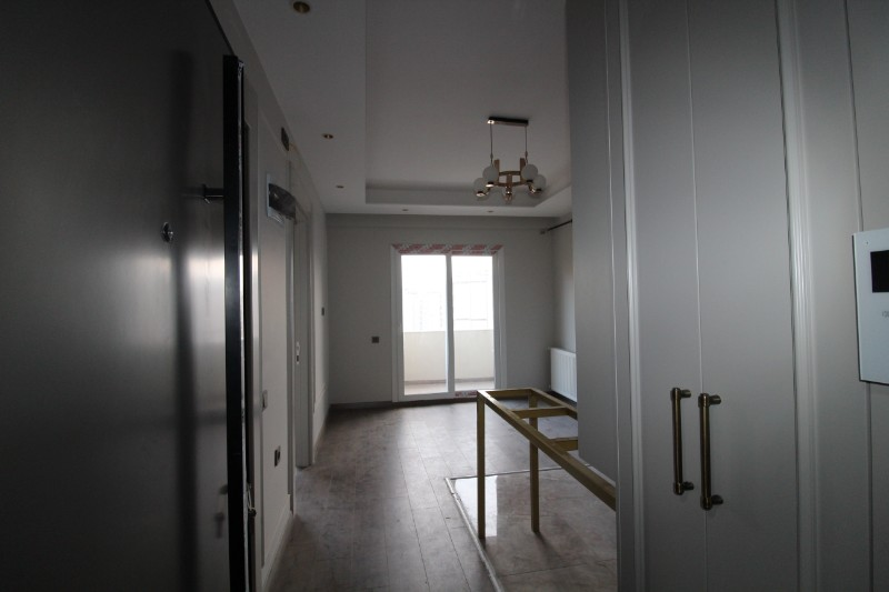 ASLAN'DAN SİTE İÇİ HAVUZLU MERKEZİ KONUM DA LÜX 1+1