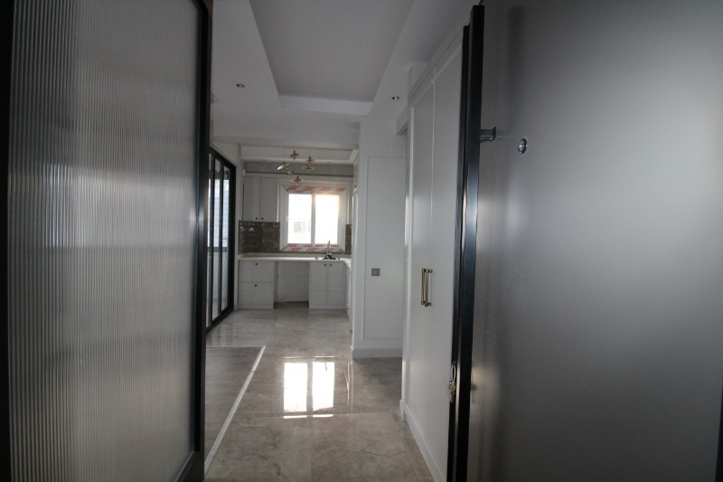 ASLAN'DAN SİTE İÇİ HAVUZLU GENİŞ METRAJLI ULTRA LÜX 2+1