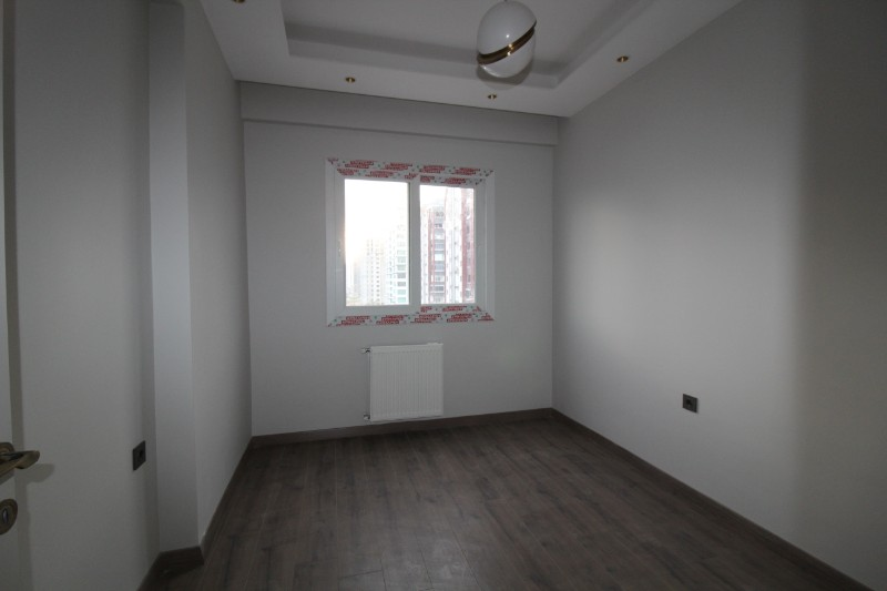 ASLAN'DAN SİTE İÇİ HAVUZLU GENİŞ METRAJLI ULTRA LÜX 2+1