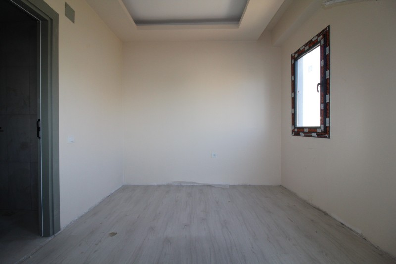 ASLAN'DAN ÇEŞMELİ DE D-400 E YAKIN EMSALSİZ FİYATA 2+1