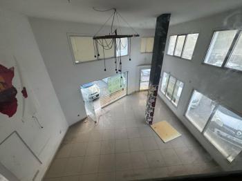 Lefkoşa Küçük Kaymaklı'da 250 m2 Kiralık Dükkan