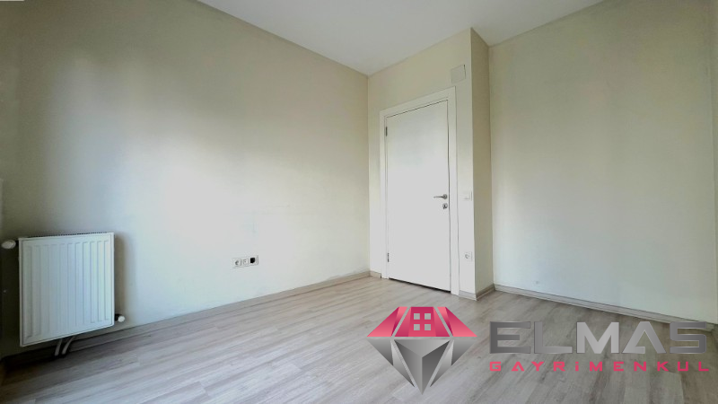 Elmas’tan Merkezi Konumlu Yüzme Havuzlu Concept 1+1