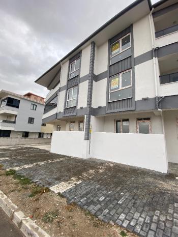 GÜVENAY - ÇORUM KALE  MEVLANA OKULU KARSISI 3+1 SIFIR  SATILIK DAİRE 