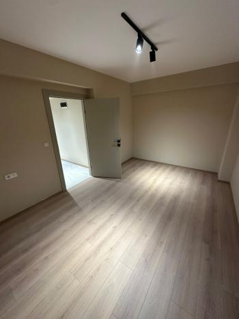 ❄️ÜNİVERSİTE BÖLGESİNDE SATILIK 1+1 DAİRE❄️