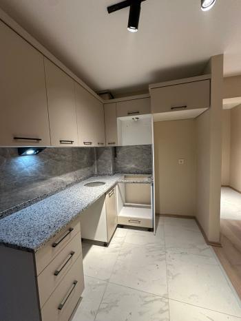 ❄️ÜNİVERSİTE BÖLGESİNDE SATILIK 1+1 DAİRE❄️