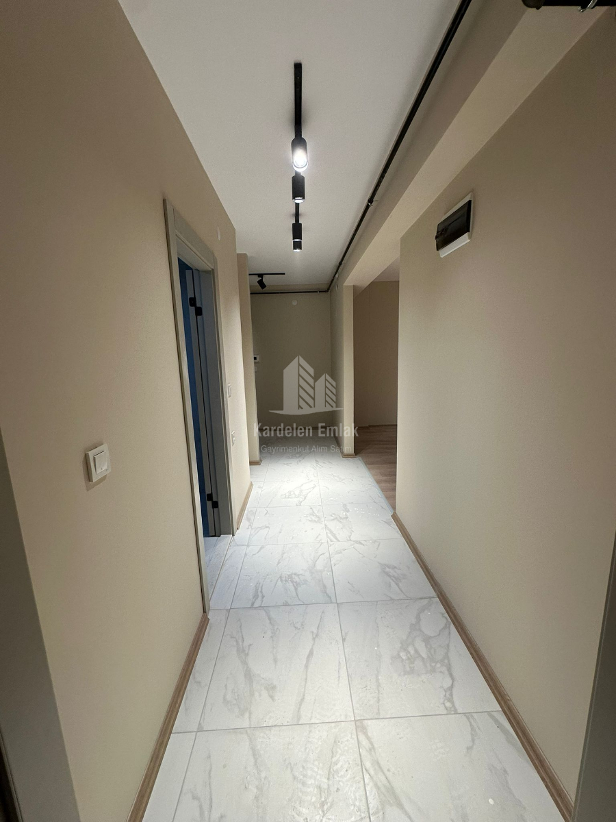 ❄️ÜNİVERSİTE BÖLGESİNDE SATILIK 1+1 DAİRE❄️