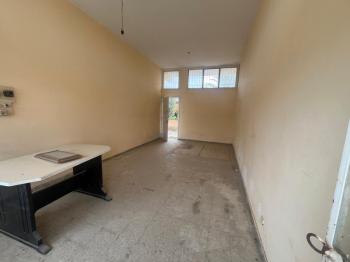 Alayköy'de zeminkat satılık dükkan