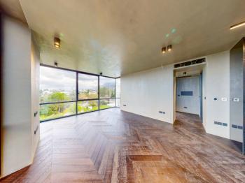 KKTC Girne Zeytinlik'te Satılık Özel Tasarım Türk Koçanlı 5+1 Lüks Villa