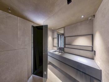 KKTC Girne Zeytinlik'te Satılık Özel Tasarım Türk Koçanlı 5+1 Lüks Villa