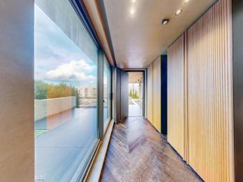 KKTC Girne Zeytinlik'te Satılık Özel Tasarım Türk Koçanlı 5+1 Lüks Villa