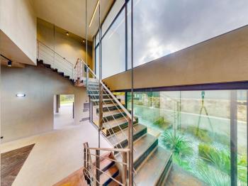 KKTC Girne Zeytinlik'te Satılık Özel Tasarım Türk Koçanlı 5+1 Lüks Villa