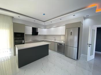 4+1 Eşyalı ve Eşyasız Villa