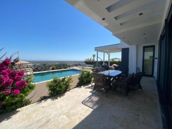 4+1 Eşyalı ve Eşyasız Villa