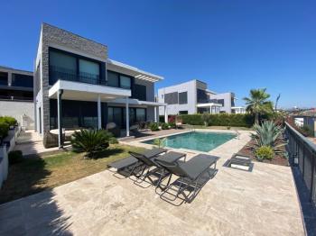 4+1 Eşyalı ve Eşyasız Villa