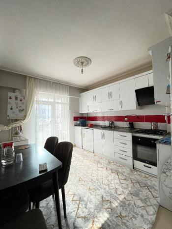 Güvenay - Çorum Bilal-i Habeşi Cami Civarı Satılık 3+1 Daire