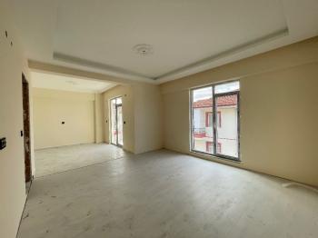 Güvenay - Çorum Gülabibey Gülüm Düğün Salonu Civarı 2+1 Satılık Daire 