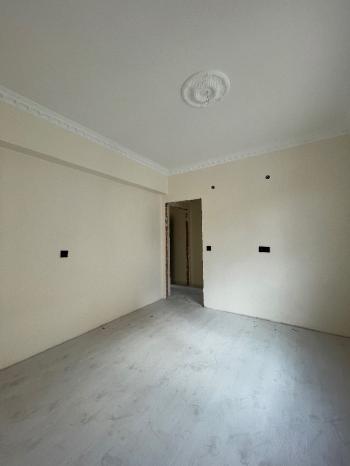 Güvenay - Çorum Gülabibey Gülüm Düğün Salonu Civarı 2+1 Satılık Daire 