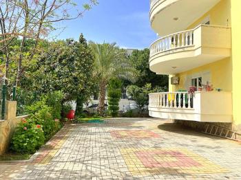 Mahmutlar – blizu mora (350 m) | prostran stan 2+1 – 125 m² | bez dodatnih troškova