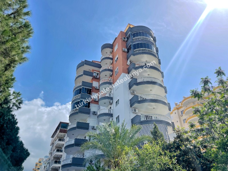 Mahmutlar – blizu mora (350 m) | prostran stan 2+1 – 125 m² | bez dodatnih troškova