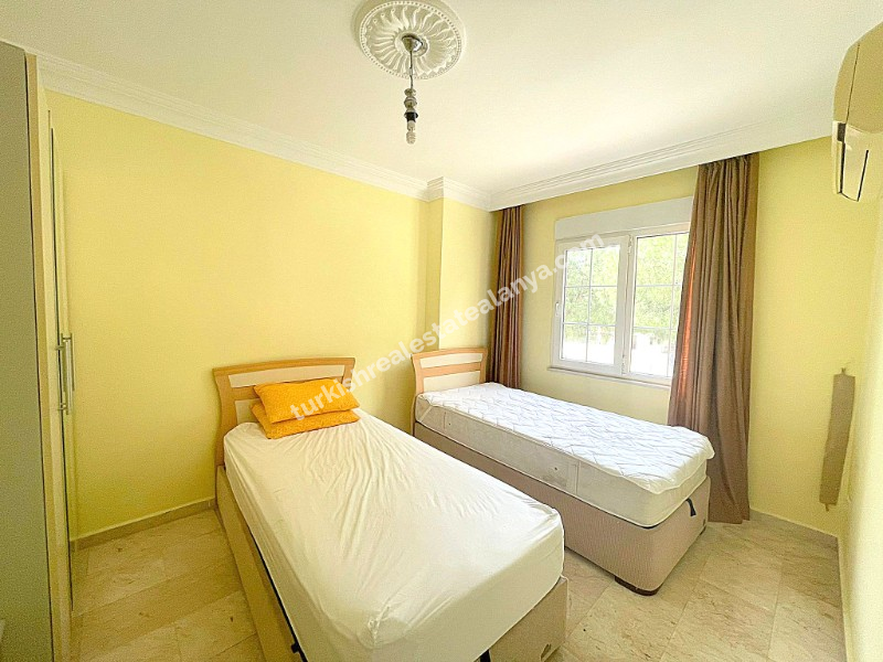 Mahmutlar – blizu mora (350 m) | prostran stan 2+1 – 125 m² | bez dodatnih troškova