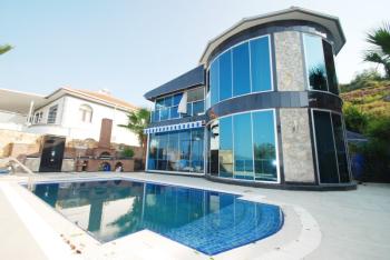 KESTEL ALANYA KİRALIK VİLLA 6+2 MÜSTAKİL ÖZEL YÜZME HAVUZLU 6+2 KESTEL ALANYA ANTALYA