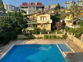 KESTEL ALANYA KİRALIK VİLLA 4+2 ORTAK YÜZME HAVUZLU KESTEL ALANYA ANTALYA