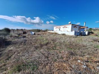 İSKELE TOPCUKÖY BÖLGESİNDE MÜKEMMEL MANZARALI SATILIK EV