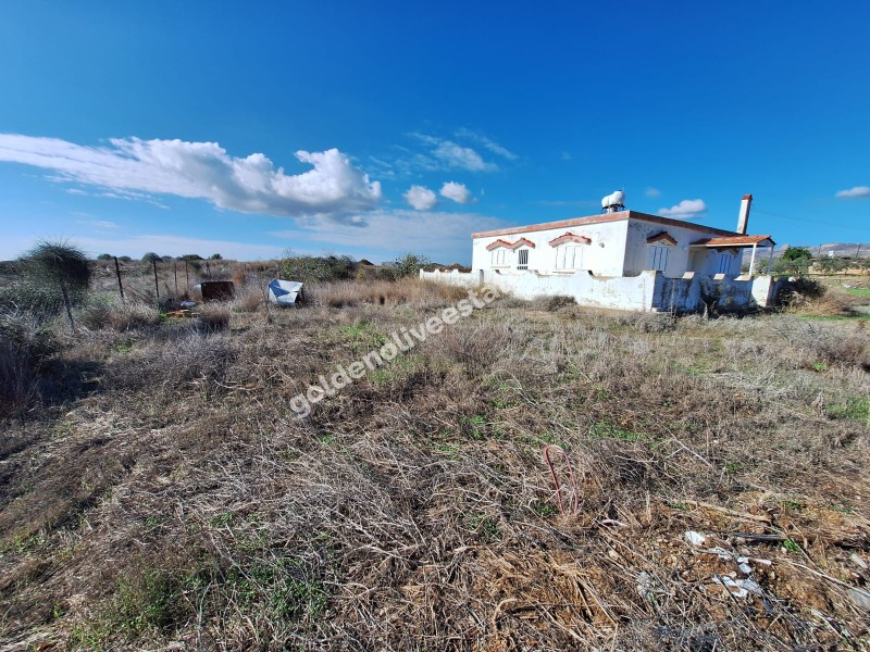 İSKELE TOPCUKÖY BÖLGESİNDE MÜKEMMEL MANZARALI SATILIK EV