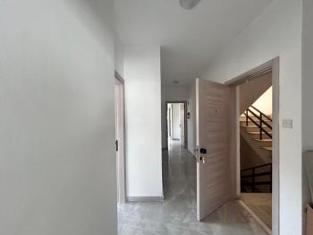 YENİŞEHİR'DE ANA CADDE ÜZERİNDE SATILIK DAİRE