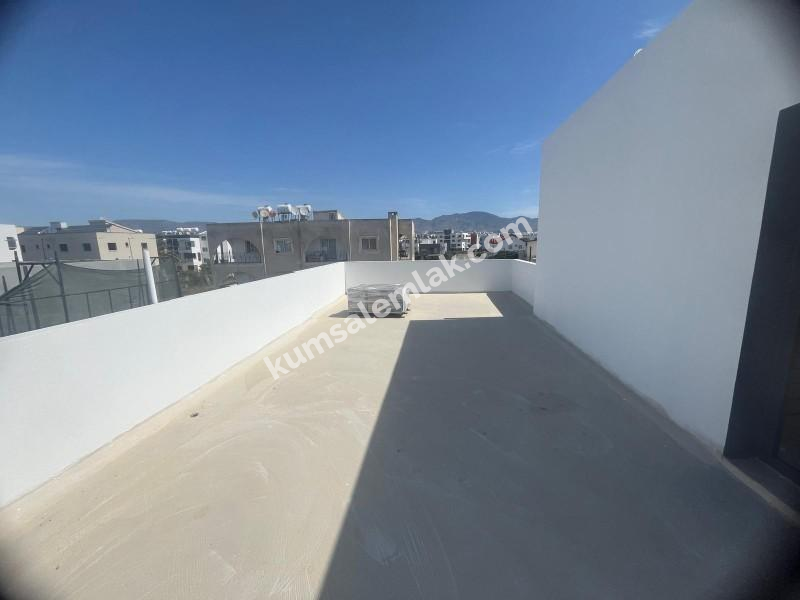 GÖNYELİ'DE SATILIK DUBLEKS 2+1 DAİRE