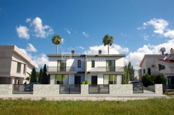 KKTC Lefkoşa Yenikent Satılık 3+1 Türk Tapulu İkiz Villa