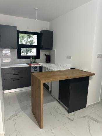 KKTC Girne Merkez Satılık 2 Katlı ve Çatı Teraslı İş Yeri Ofis