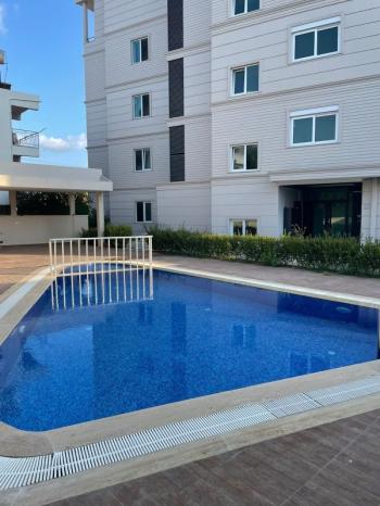Stan na prodaju u  Alanya Turkey  Avsallaru – 55 m², 3. sprat, ugaoni stan, kompleks sa bazenom