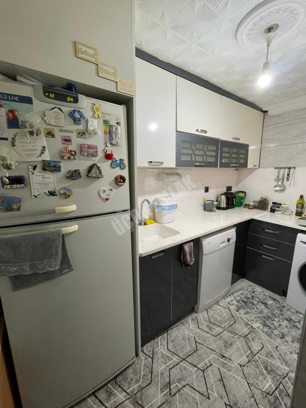 AFYON ÜÇOK EMLAKTAN BURMALI MAH SATILIK 2+1 MÜSTAKİL EV