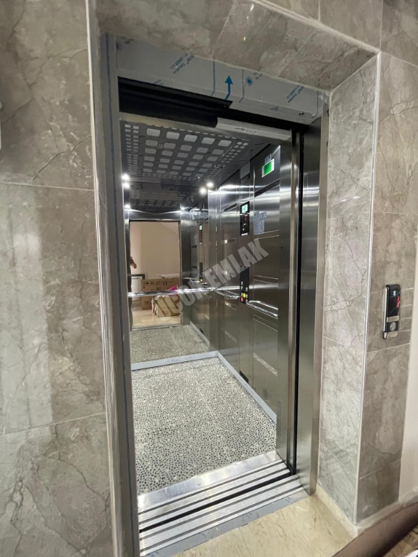 AFYON ÜÇOK EMLAKTAN KANLICA MAH SATILIK SIFIR AYARINDA LÜX 3+1 DAİRE