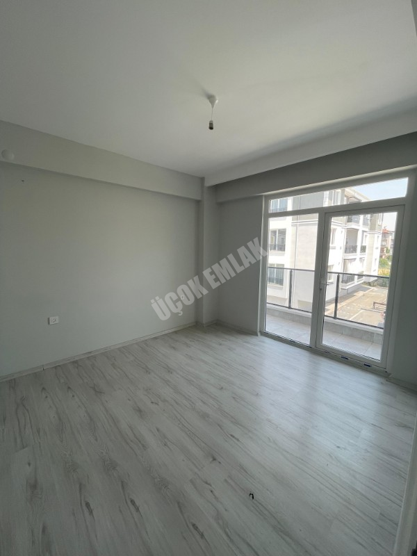 AFYON ÜÇOK EMLAKTAN KANLICA MAH SATILIK SIFIR AYARINDA LÜX 3+1 DAİRE