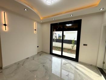 Didim Efeler Mahallesinde Satılık 4+1 Sıfır Villa