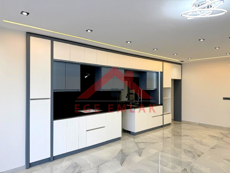 Didim Efeler Mahallesinde Satılık 4+1 Sıfır Villa