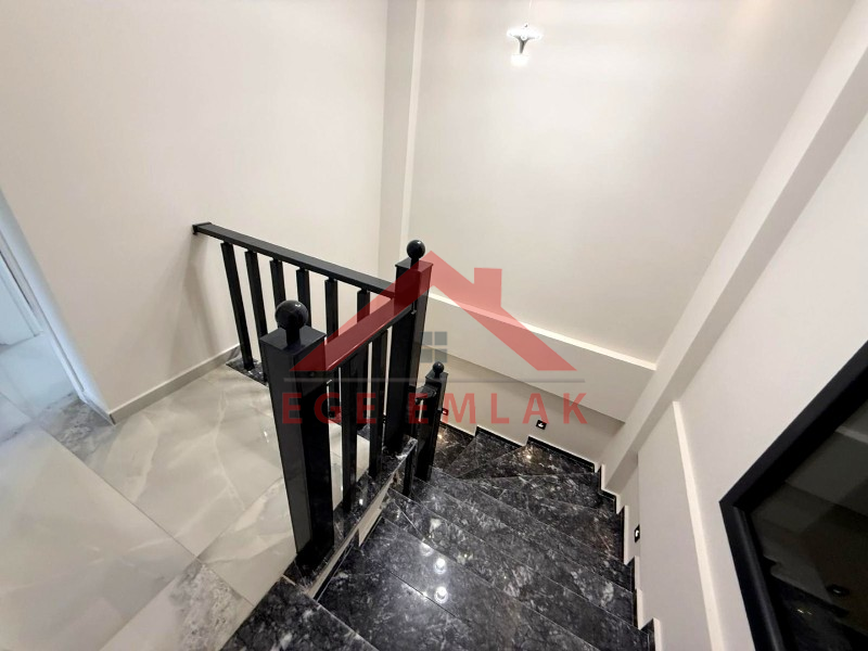 Didim Efeler Mahallesinde Satılık 4+1 Sıfır Villa