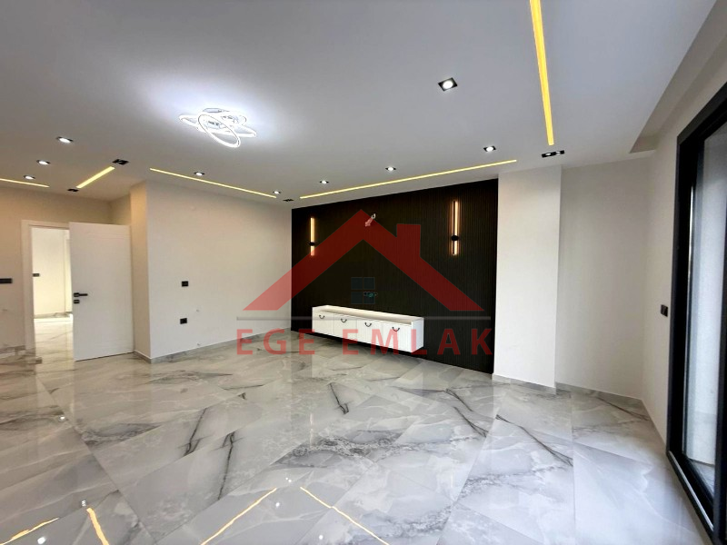 Didim Efeler Mahallesinde Satılık 4+1 Sıfır Villa