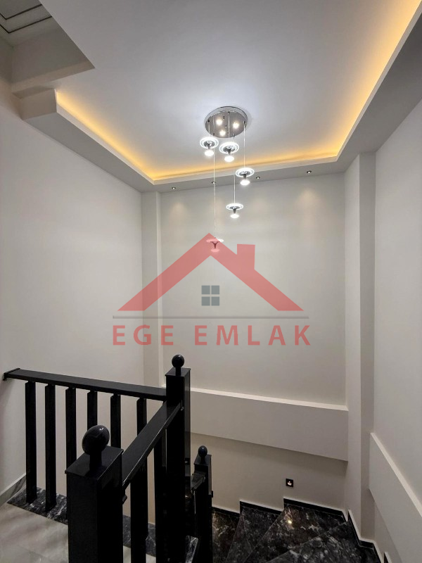 Didim Efeler Mahallesinde Satılık 4+1 Sıfır Villa